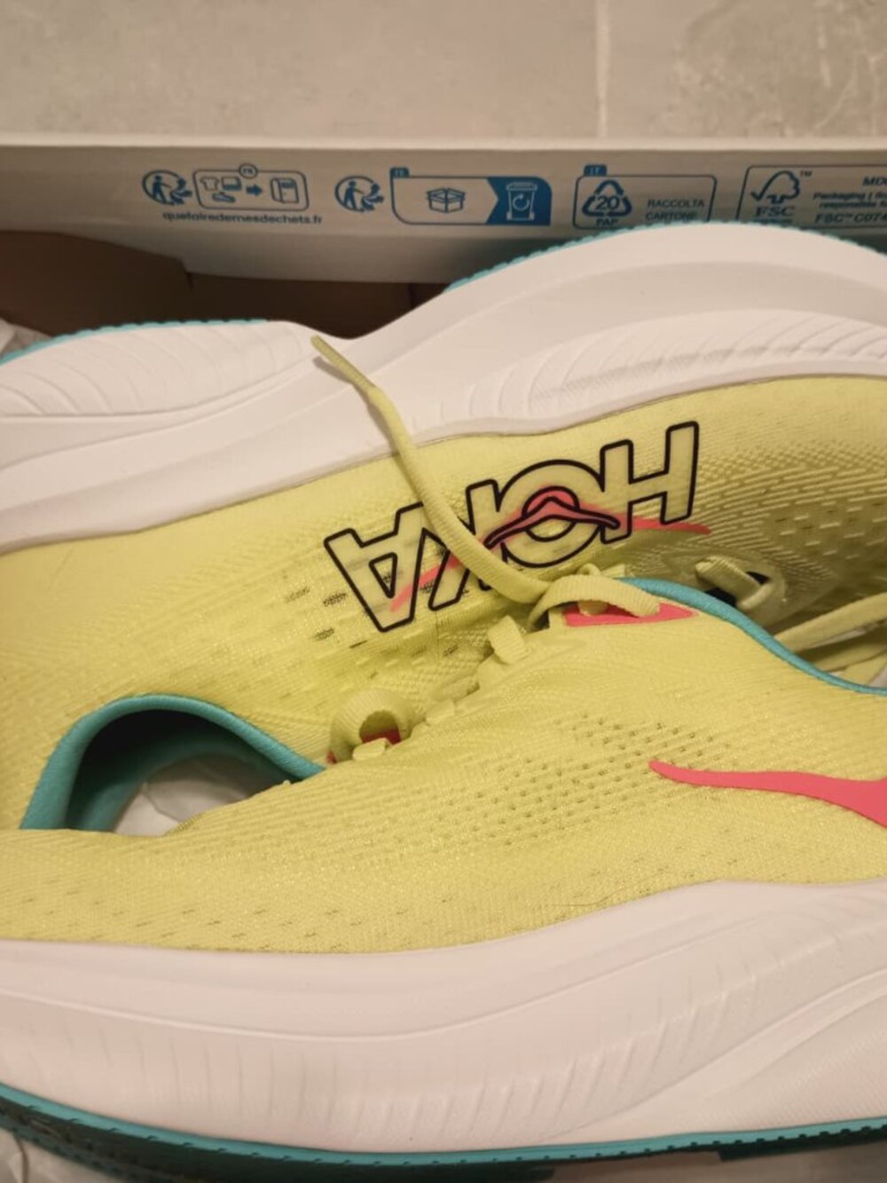 Hoka Women's Sneakers Mach 6 Cielo Blue yellow Size 8 B, Brand New In Box